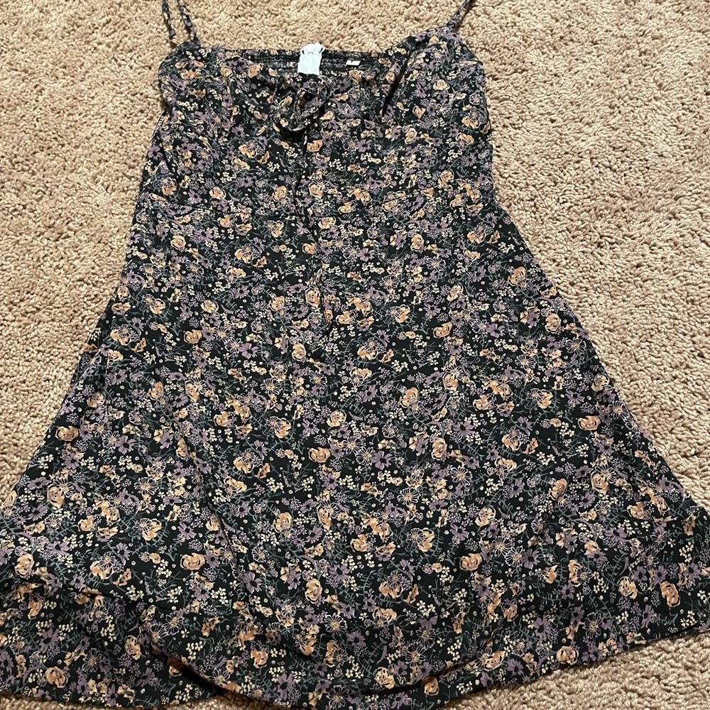 Dress with tie straps